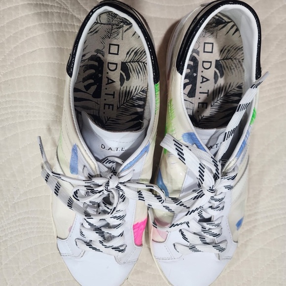 D.A.T.E , size 8.5 - Picture 6 of 8
